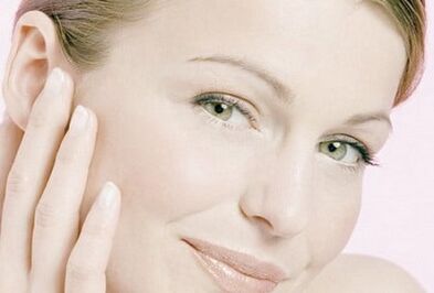 pele facial após rejuvenescimento a laser